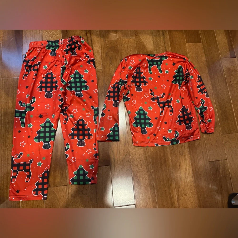 Kids Christmas Pajama Set – Size 5–6Y – Red Holiday PJs